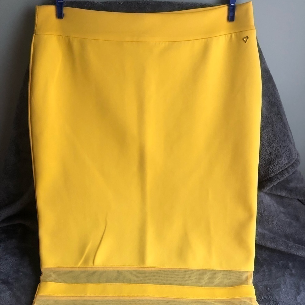 𝅺THALIA‎ Sodi mesh stripe scuba pencil skirt yellow in color #s1113